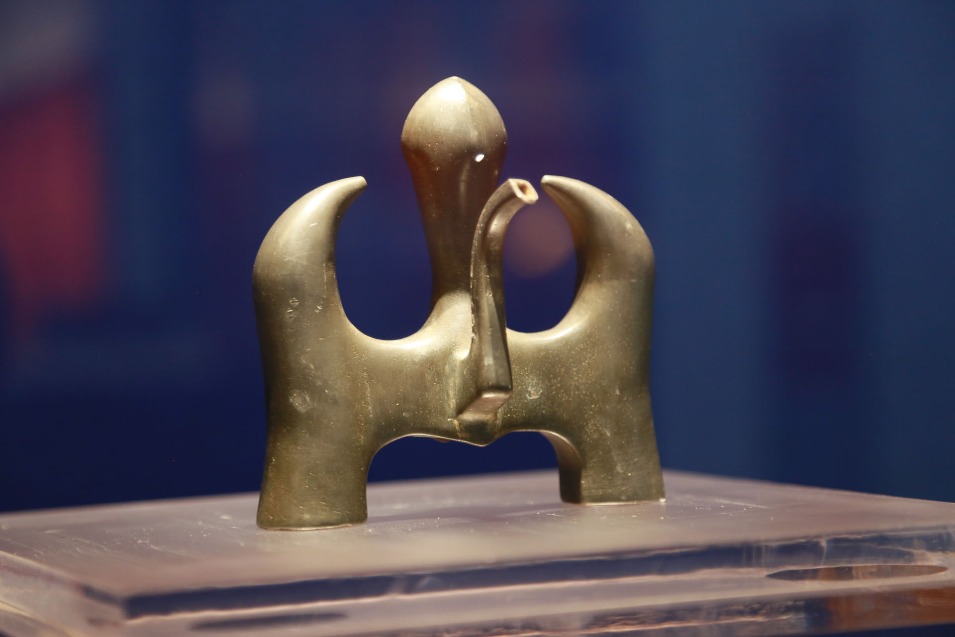 2-3-1清 锡制倒流壶砚滴.jpg